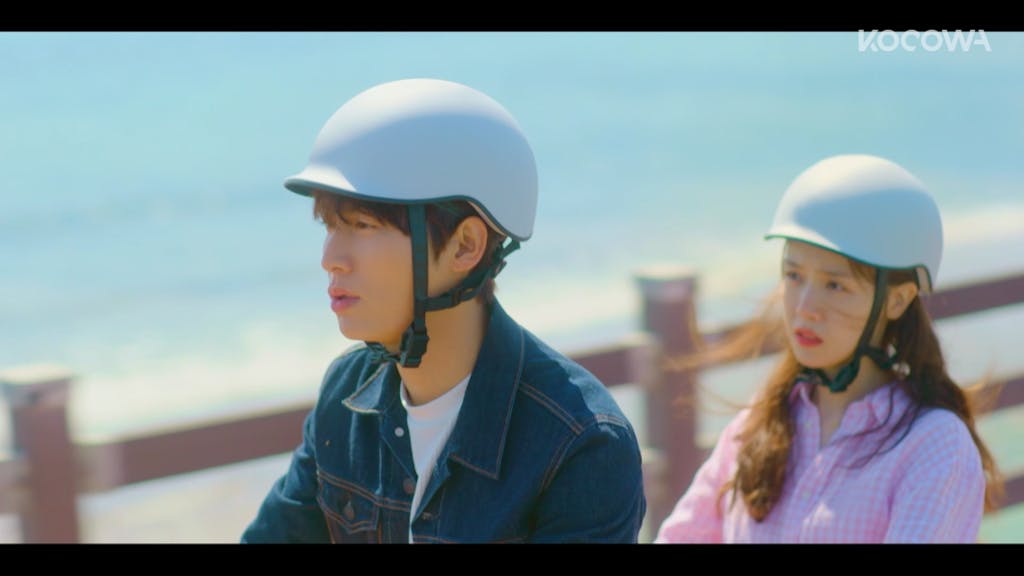 EP00002-Check-Out-the-Event-KO.mp4_000497129 | KOCOWA+: Korean Entertainment, K-Drama & K-Variety News