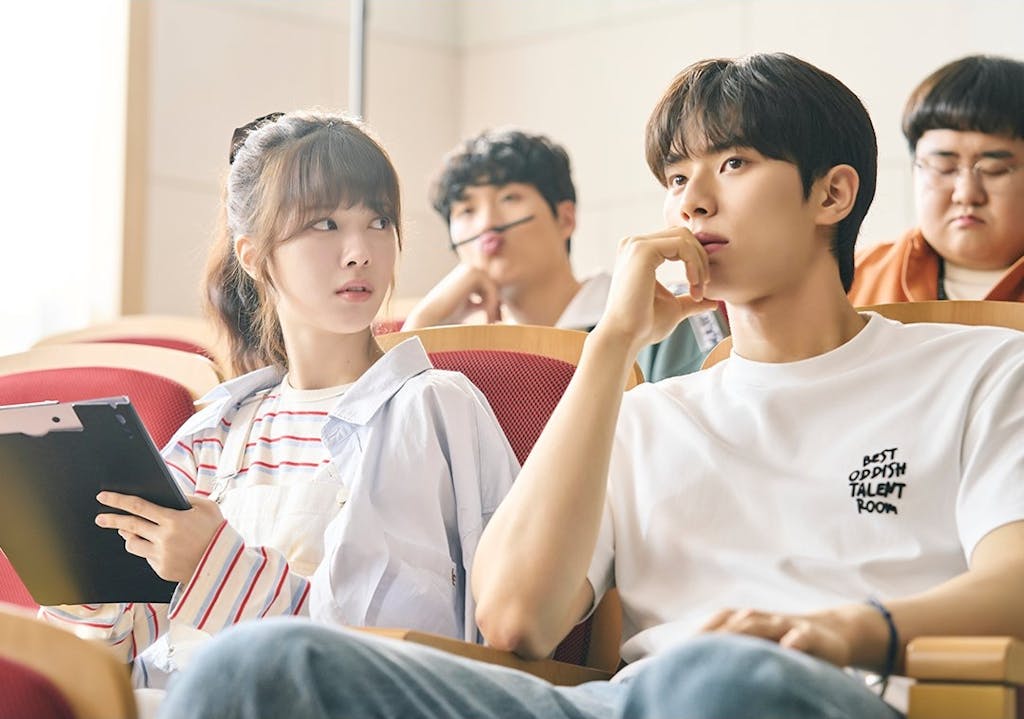 Crushology 101 3 | KOCOWA+: Korean Entertainment, K-Drama & K-Variety News Roh Jeong Eui and Lee Chae Min at Crushology 101 still cut KOCOWA